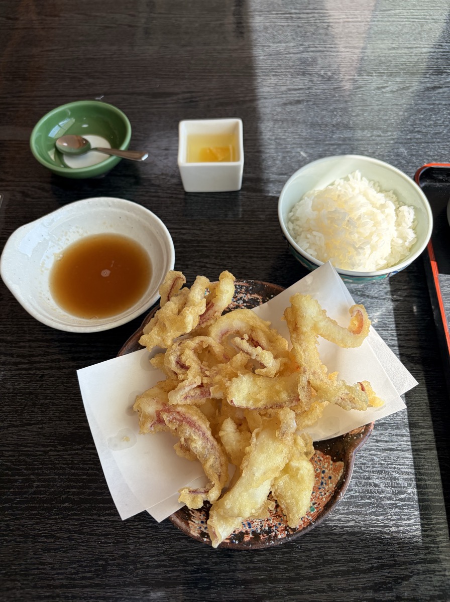 後造りで揚げたてのいかの天ぷら